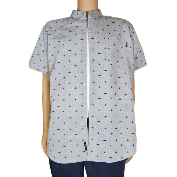 NEW Molokai Shirt Mens SIZE Extra Large Gray Black Outdoor Hawaiian Sharks Adult - Picture 1 of 5